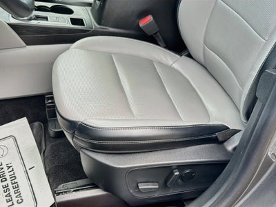 2025 Ford Escape Platinum