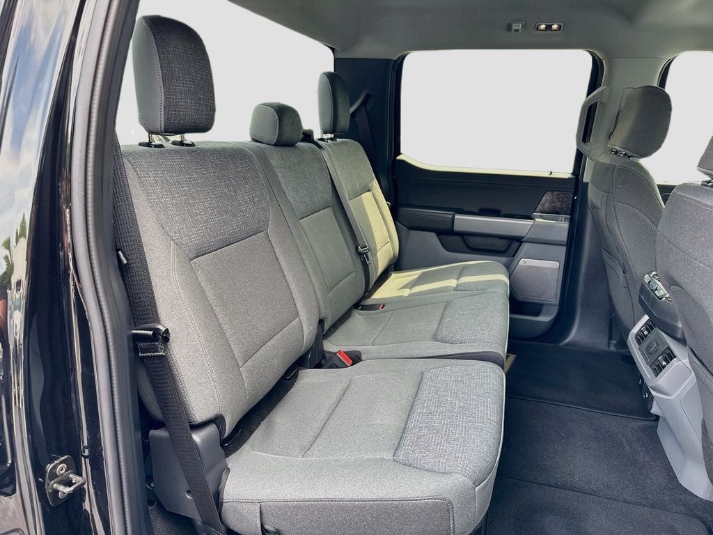 2024 Ford F-150 Lightning Flash
