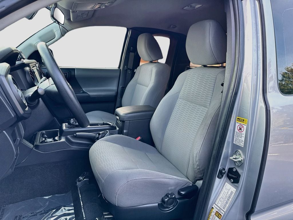 2017 Toyota Tacoma SR