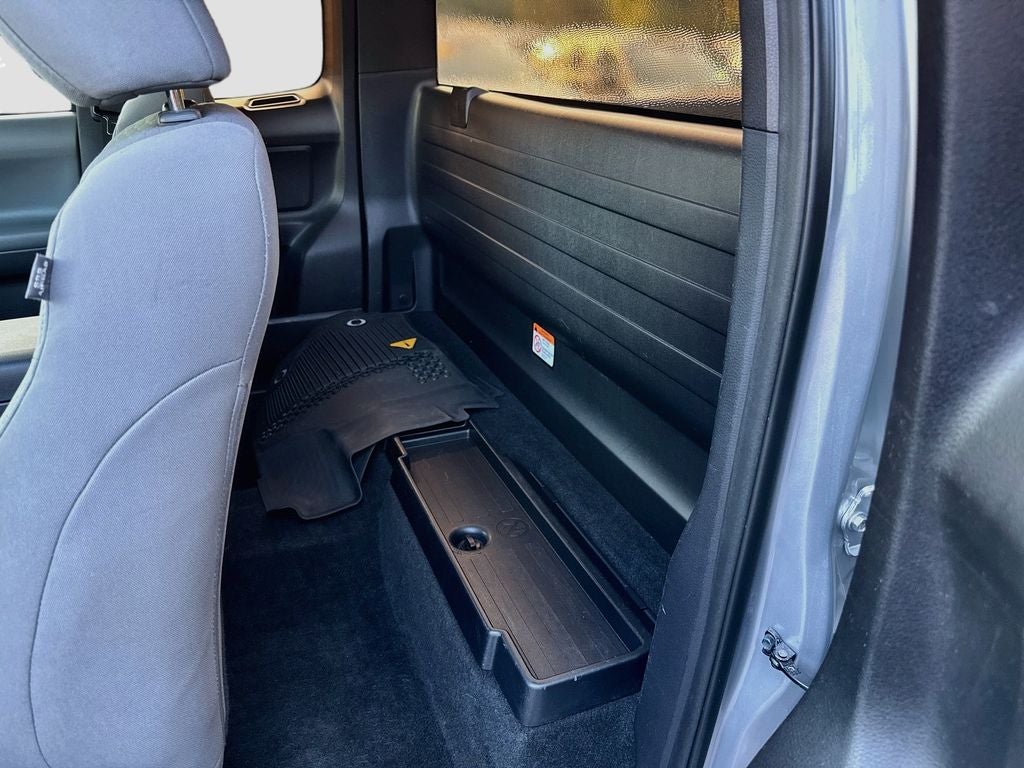 2017 Toyota Tacoma SR