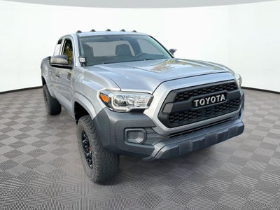 2017 Toyota Tacoma SR