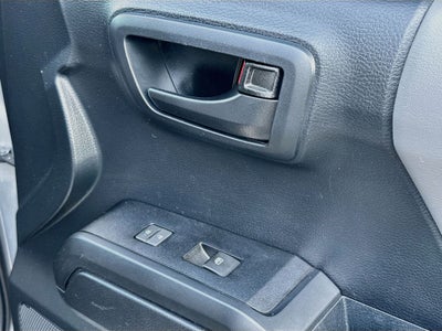 2017 Toyota Tacoma SR