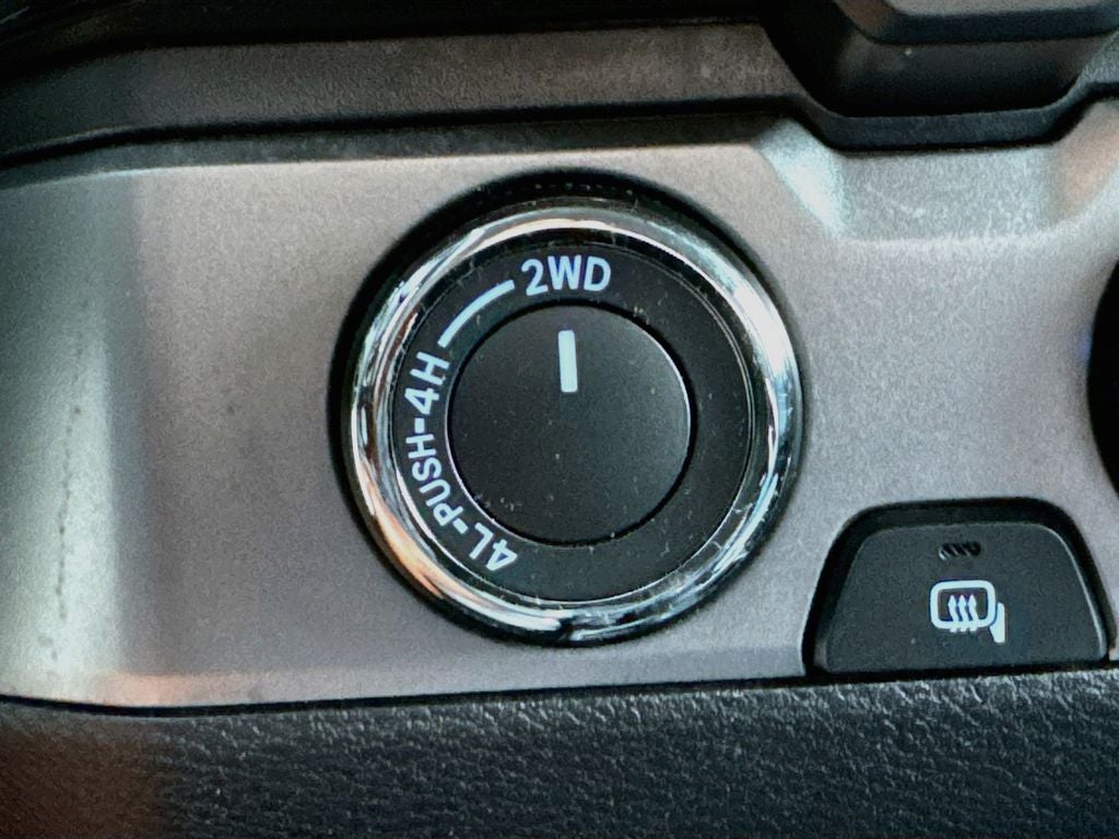 2017 Toyota Tacoma SR