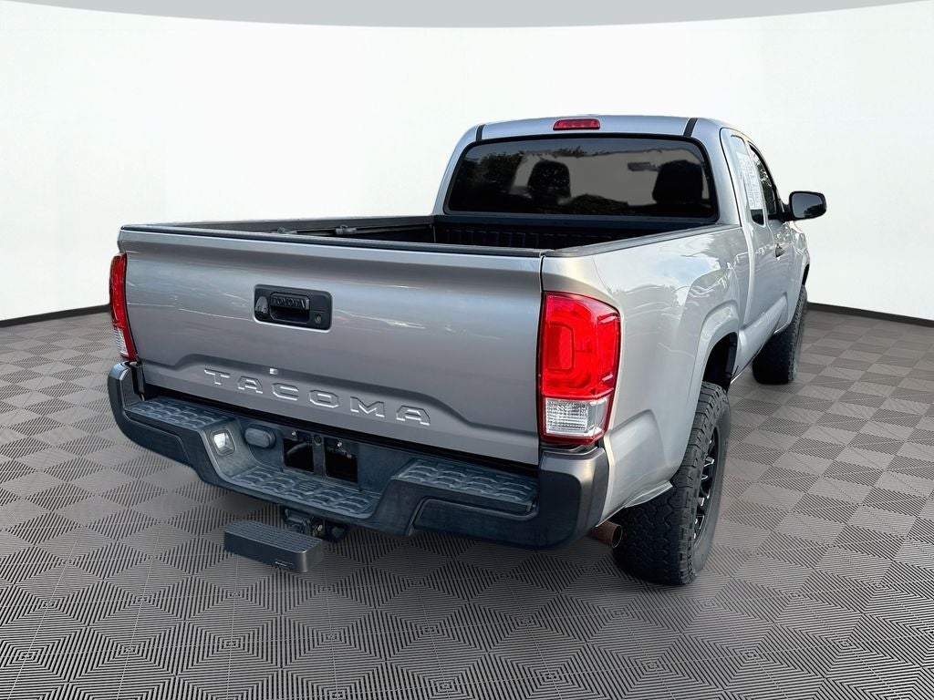 2017 Toyota Tacoma SR