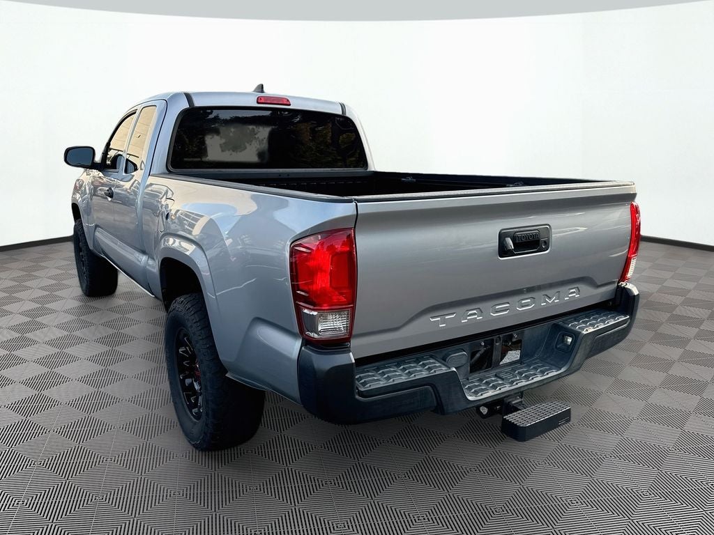 2017 Toyota Tacoma SR