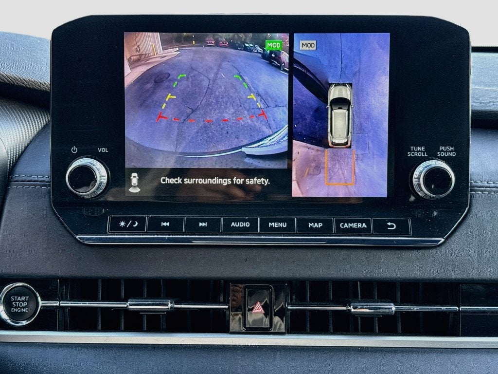 2023 Mitsubishi Outlander Base