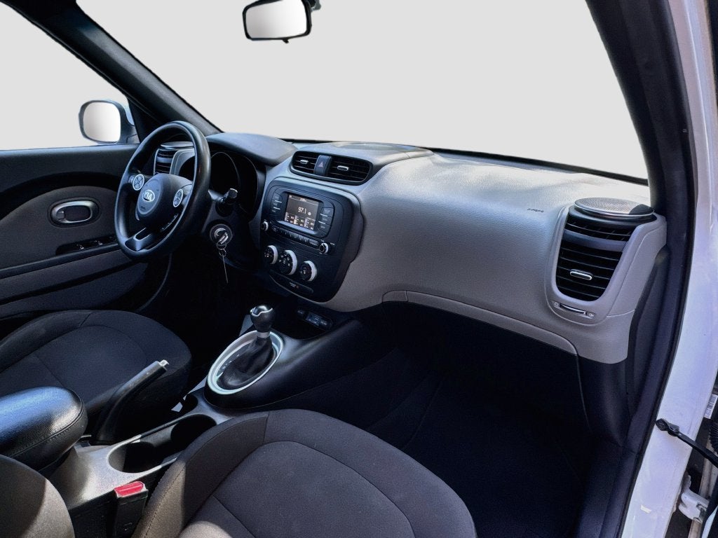2017 Kia Soul Base