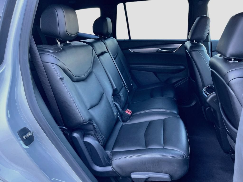 2022 Cadillac XT6 Luxury