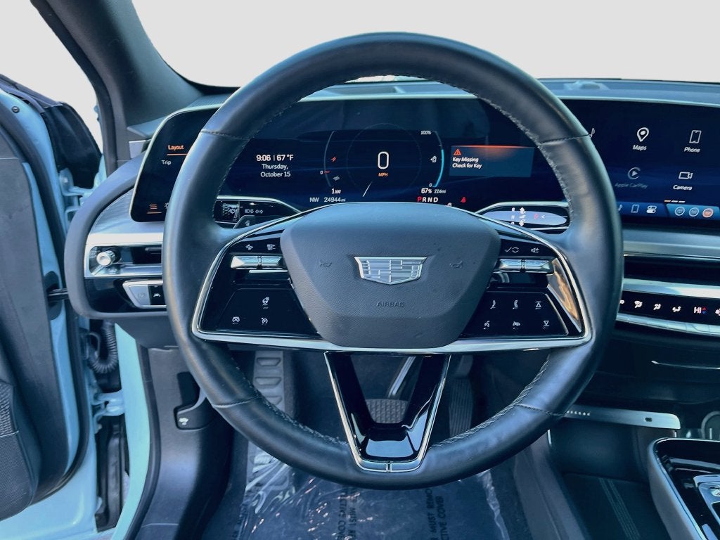 2024 Cadillac LYRIQ Luxury 1