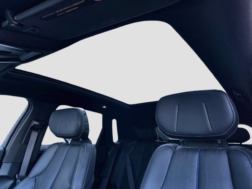 2024 Cadillac LYRIQ Luxury 1