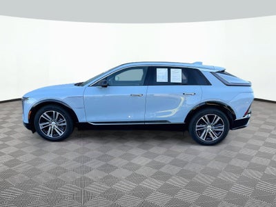 2024 Cadillac LYRIQ Luxury 1