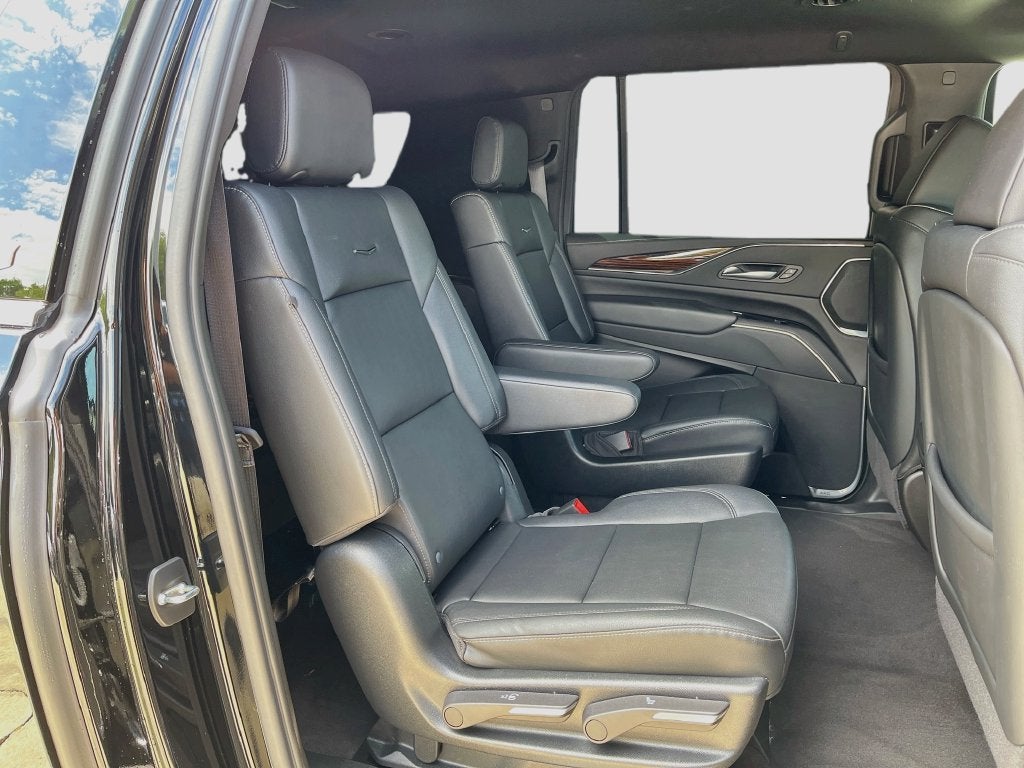 2023 Cadillac Escalade ESV RWD Luxury