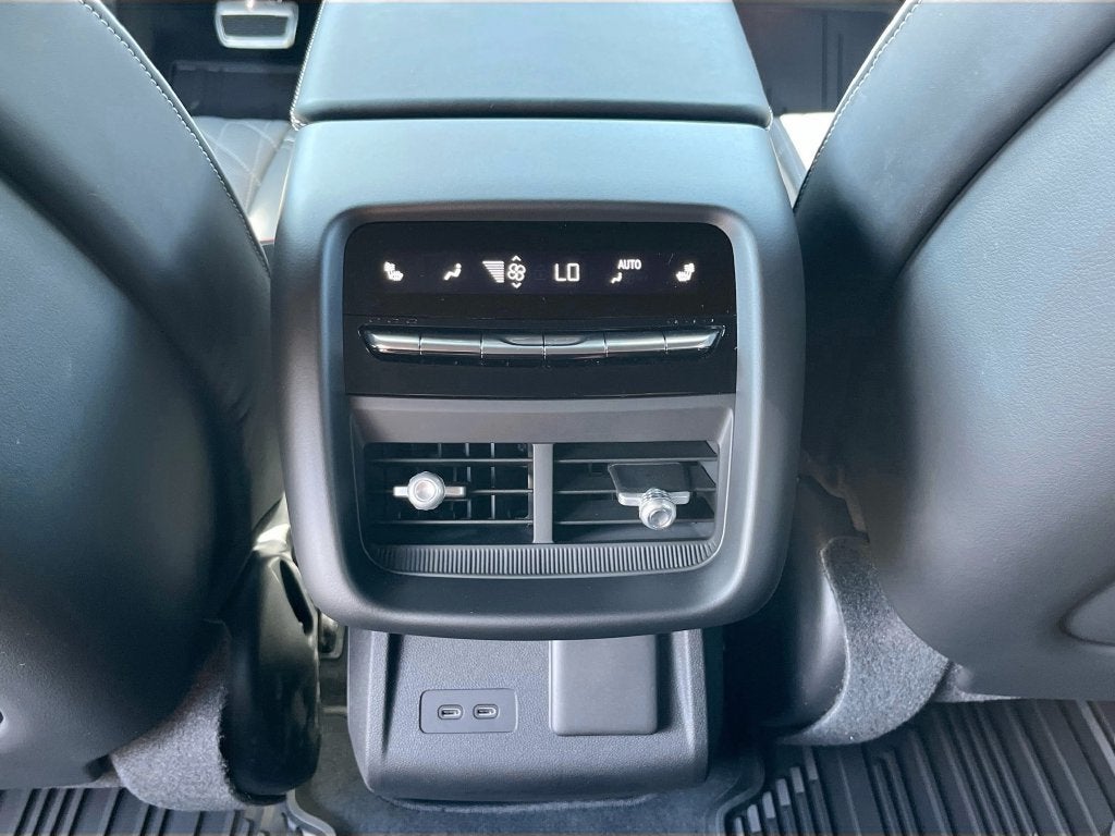 2026 Cadillac LYRIQ V-Series Premium