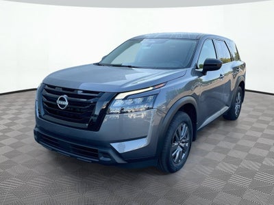 2025 Nissan Pathfinder S