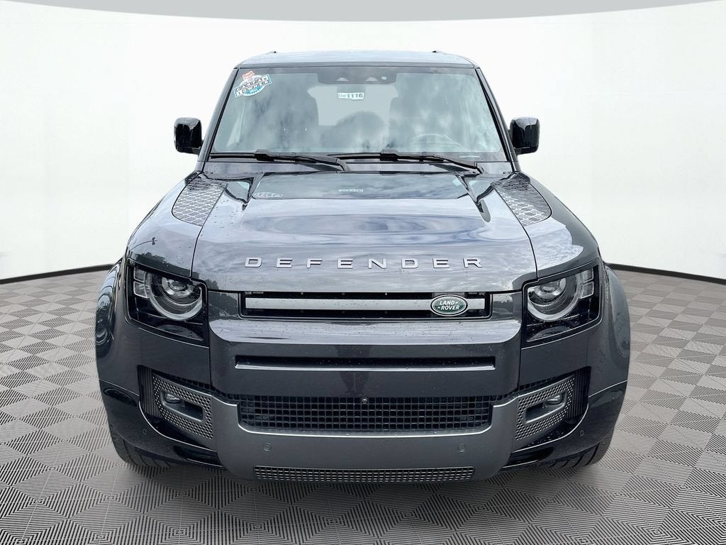 2024 Land Rover Defender Outbound