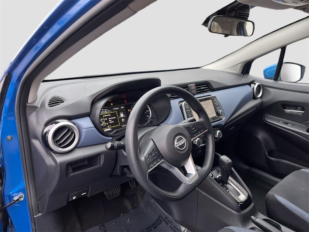 2023 Nissan Versa 1.6 SV