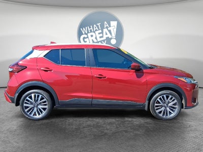 2022 Nissan Kicks SV