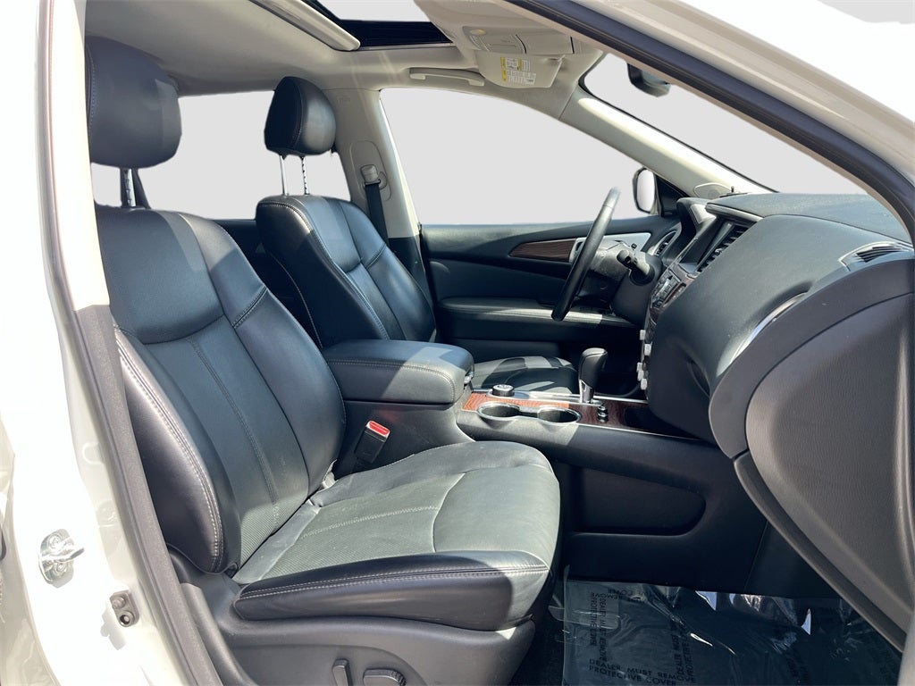 2020 Nissan Pathfinder Platinum