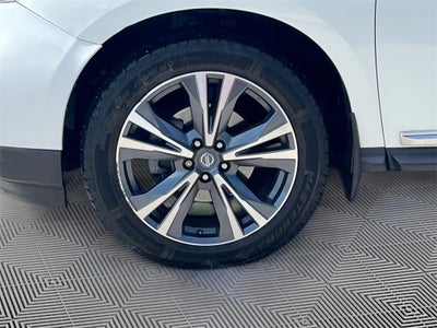 2020 Nissan Pathfinder Platinum