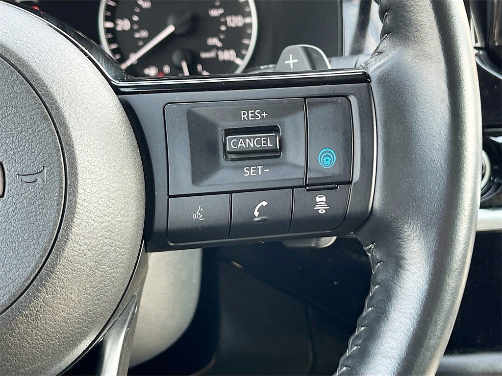 2023 Nissan Pathfinder SV