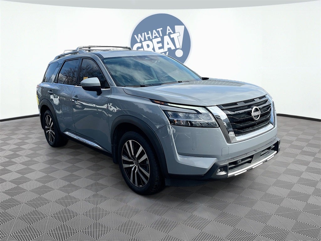 2023 Nissan Pathfinder Platinum
