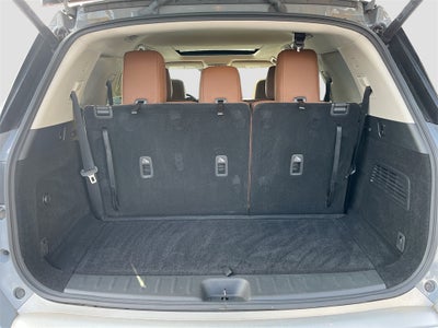 2023 Nissan Pathfinder Platinum