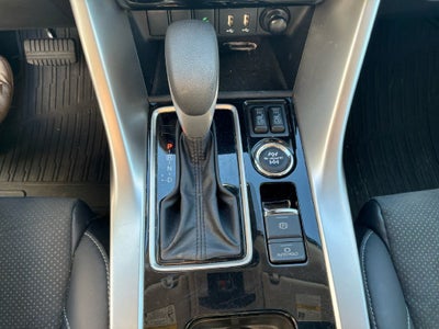 2024 Mitsubishi Eclipse Cross Base