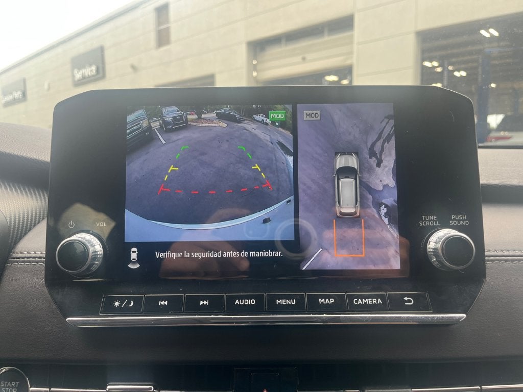 2024 Mitsubishi Outlander Base