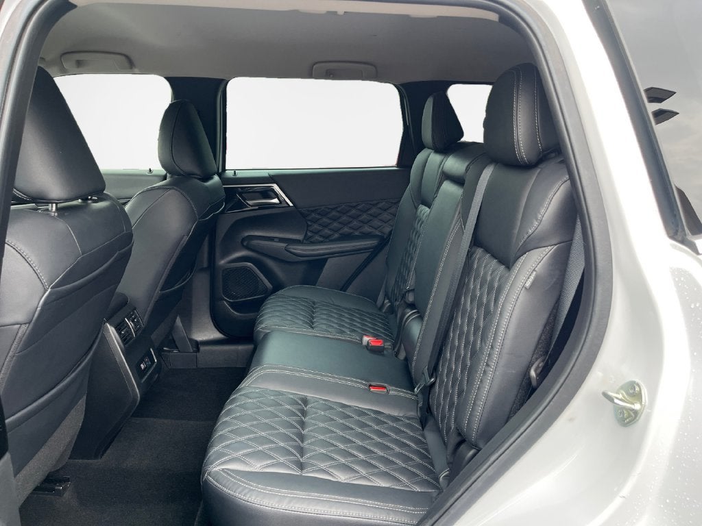 2022 Mitsubishi Outlander SEL