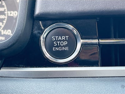 2024 Mitsubishi Outlander Base