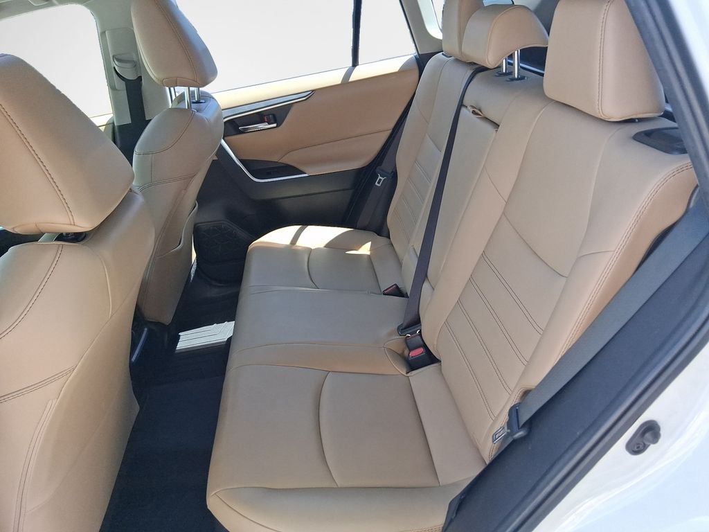 2022 Toyota RAV4 Hybrid XLE Premium