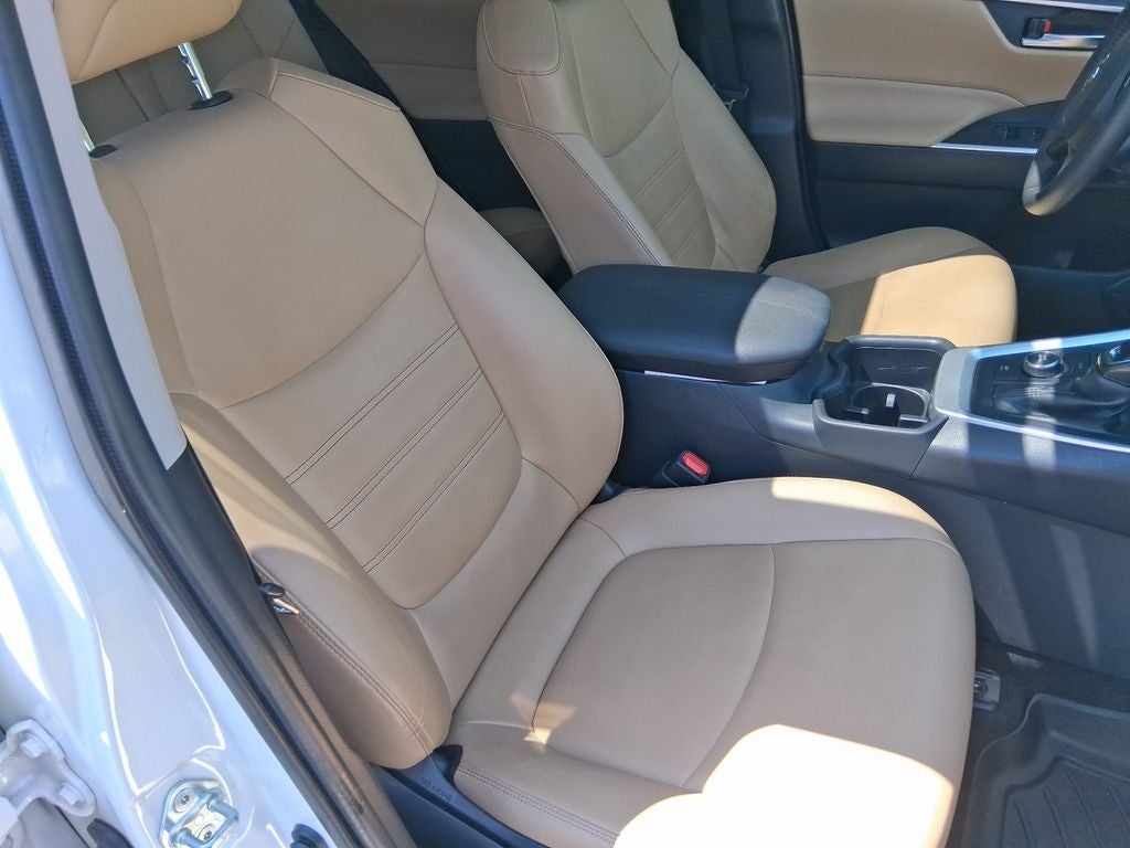2022 Toyota RAV4 Hybrid XLE Premium