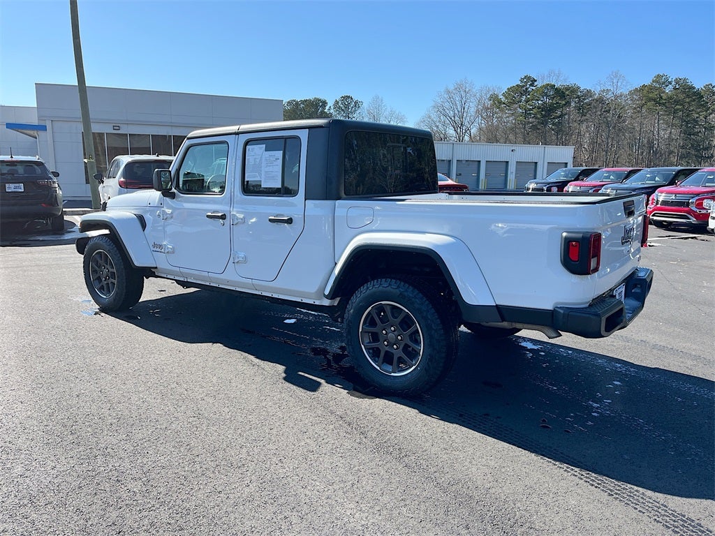 2023 Jeep Gladiator Overland