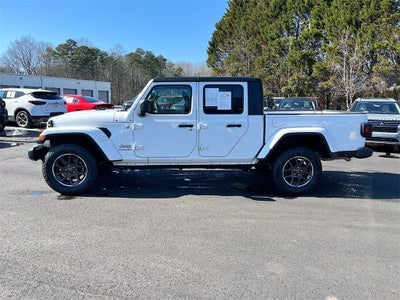 2023 Jeep Gladiator Overland