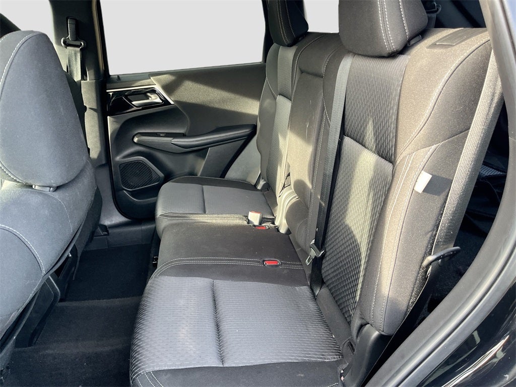 2024 Mitsubishi Outlander ES