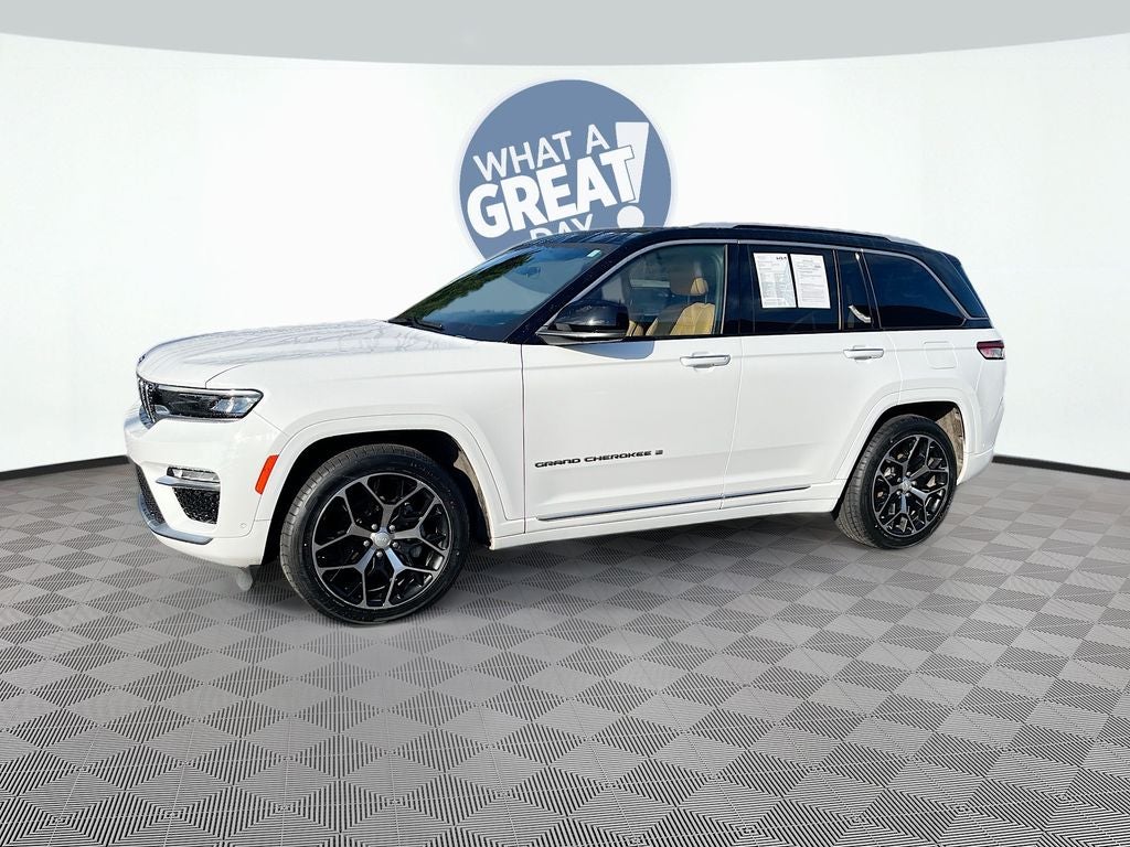 2022 Jeep Grand Cherokee Summit