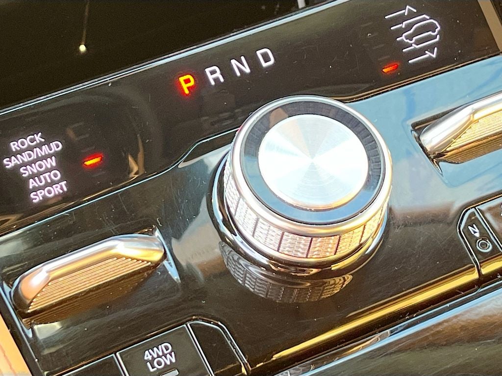 2022 Jeep Grand Cherokee Summit