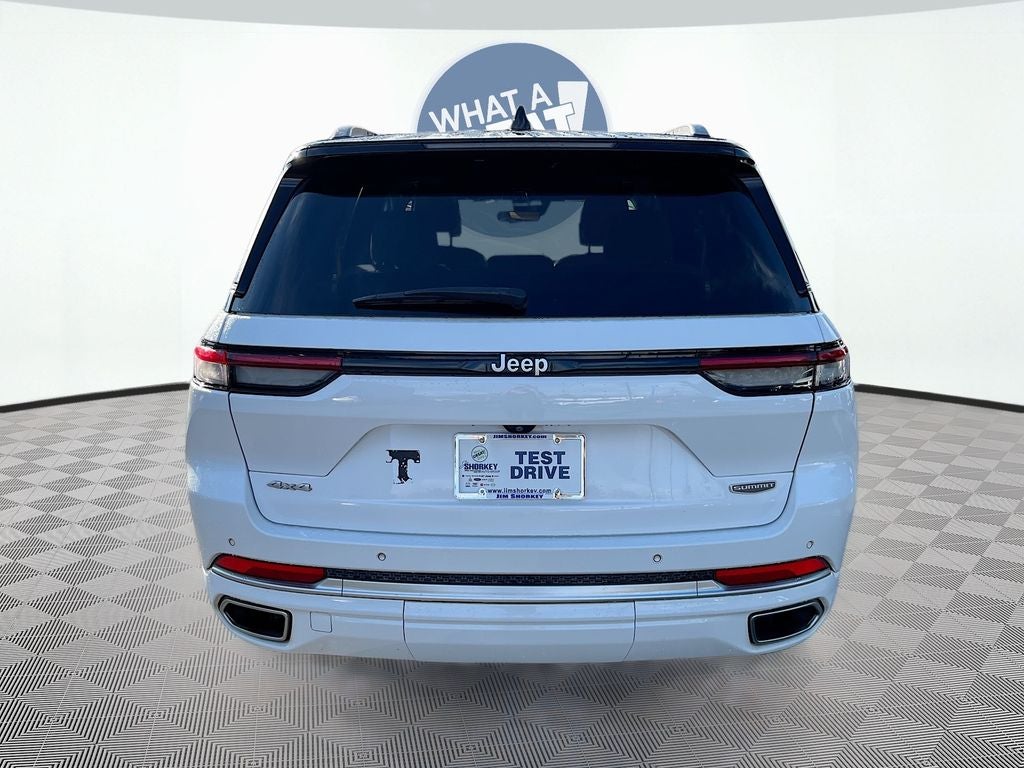 2022 Jeep Grand Cherokee Summit