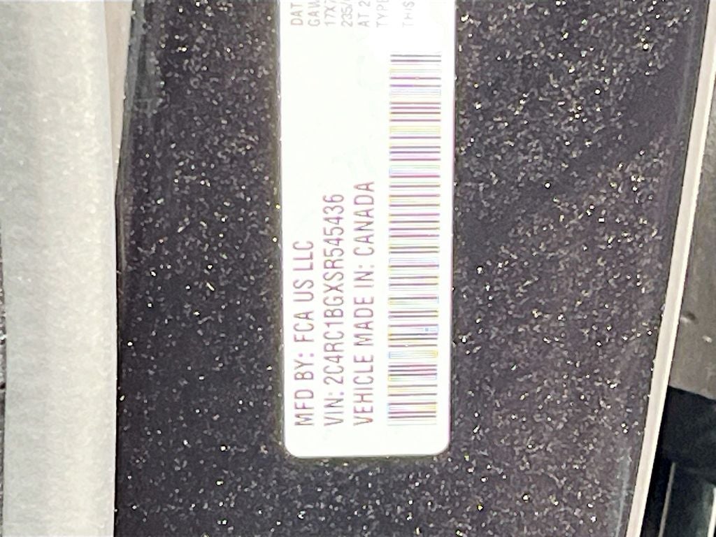 2025 Chrysler Pacifica Select