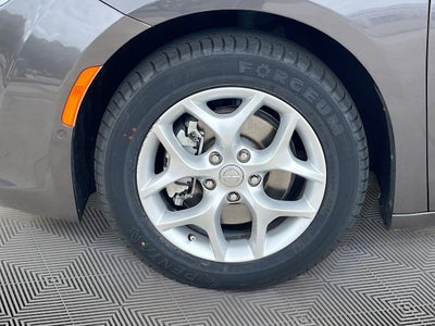 2017 Chrysler Pacifica Touring L Plus