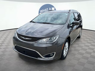 2017 Chrysler Pacifica Touring L Plus