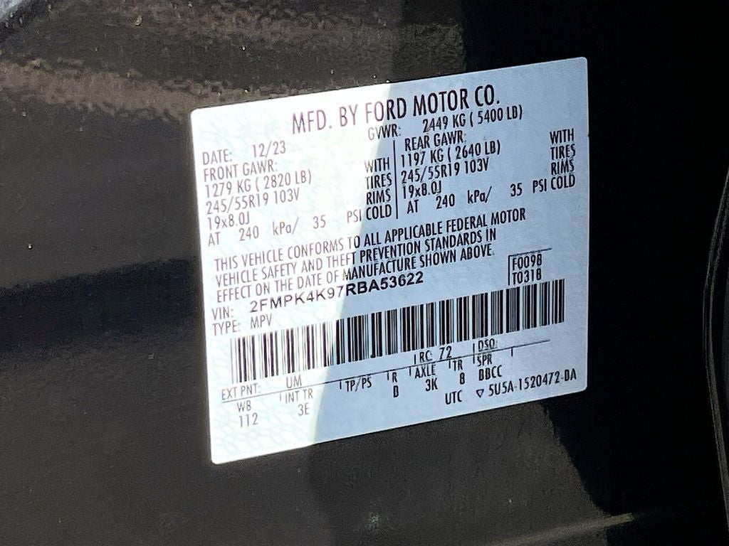 2024 Ford Edge Titanium