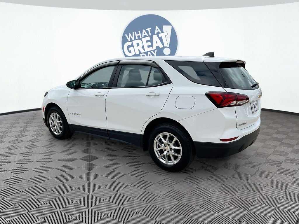 2022 Chevrolet Equinox LS