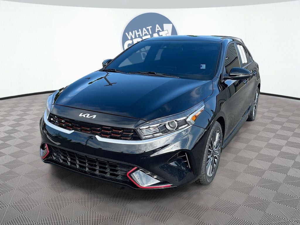 2023 Kia Forte GT-Line AT's photo