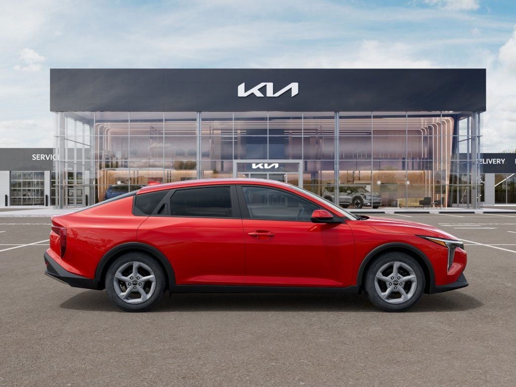 2025 Kia K4 LXS