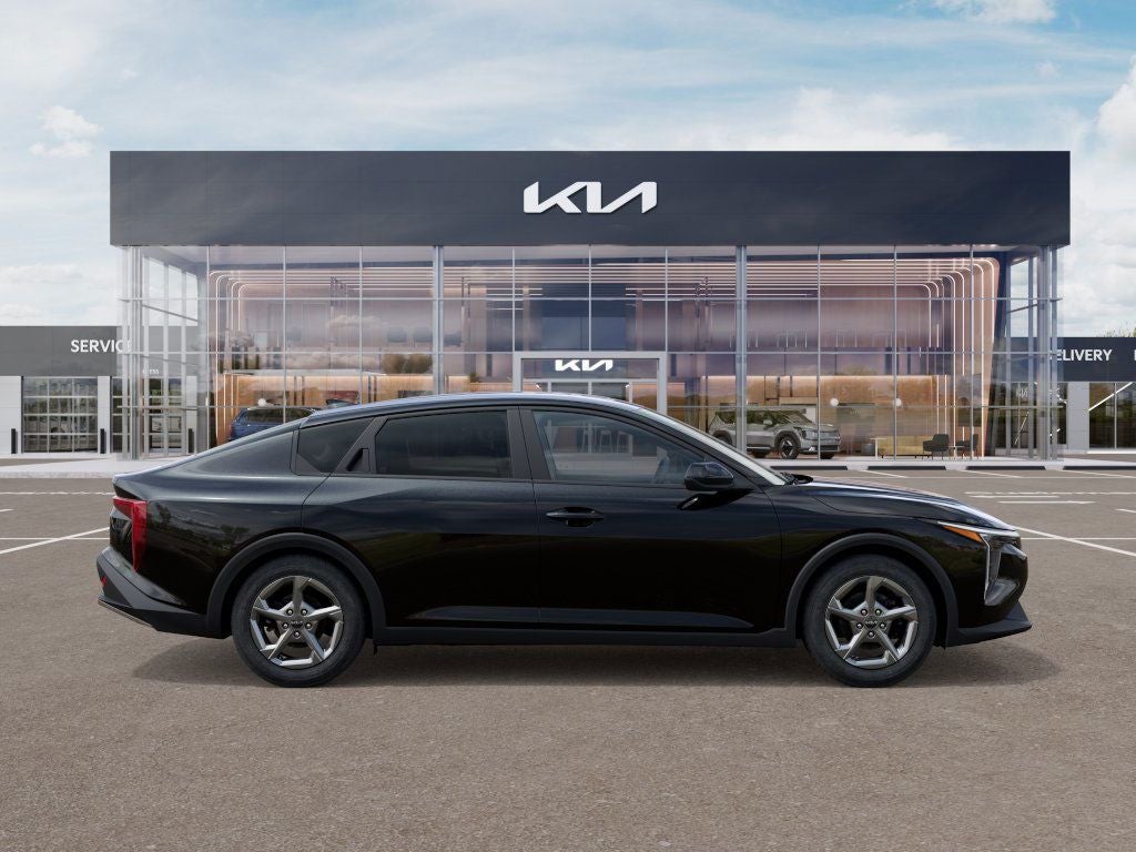 2026 Kia K4 LX