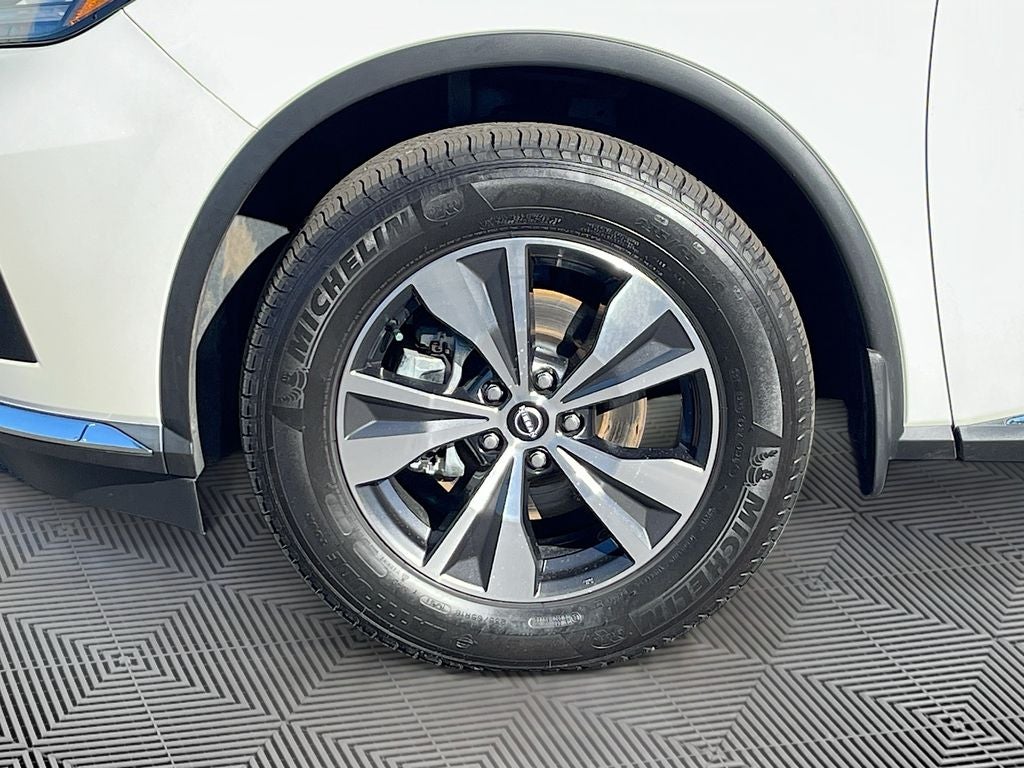 2024 Nissan Murano SV