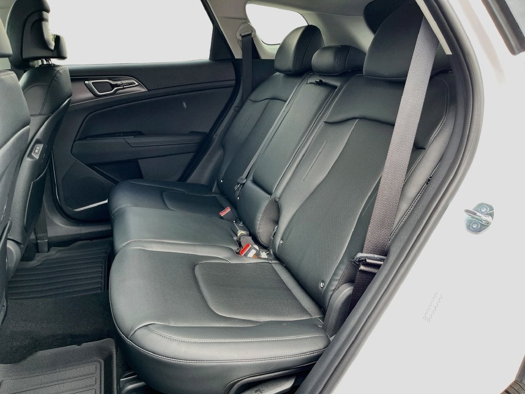 2027 Kia Sportage EX