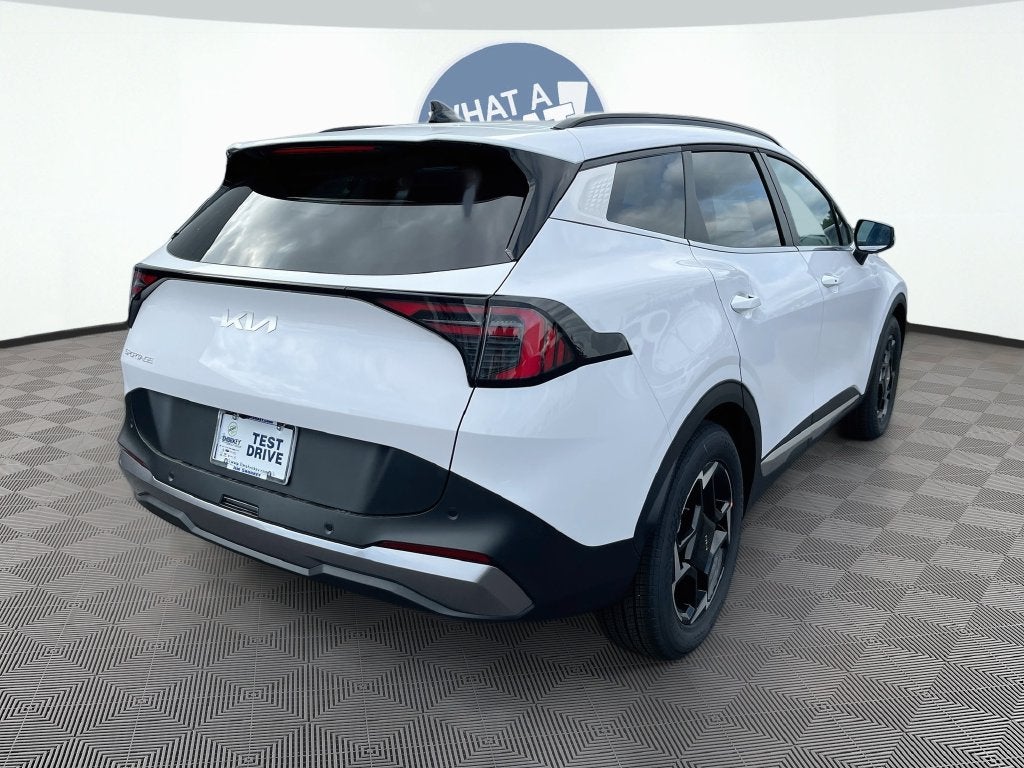 2027 Kia Sportage EX