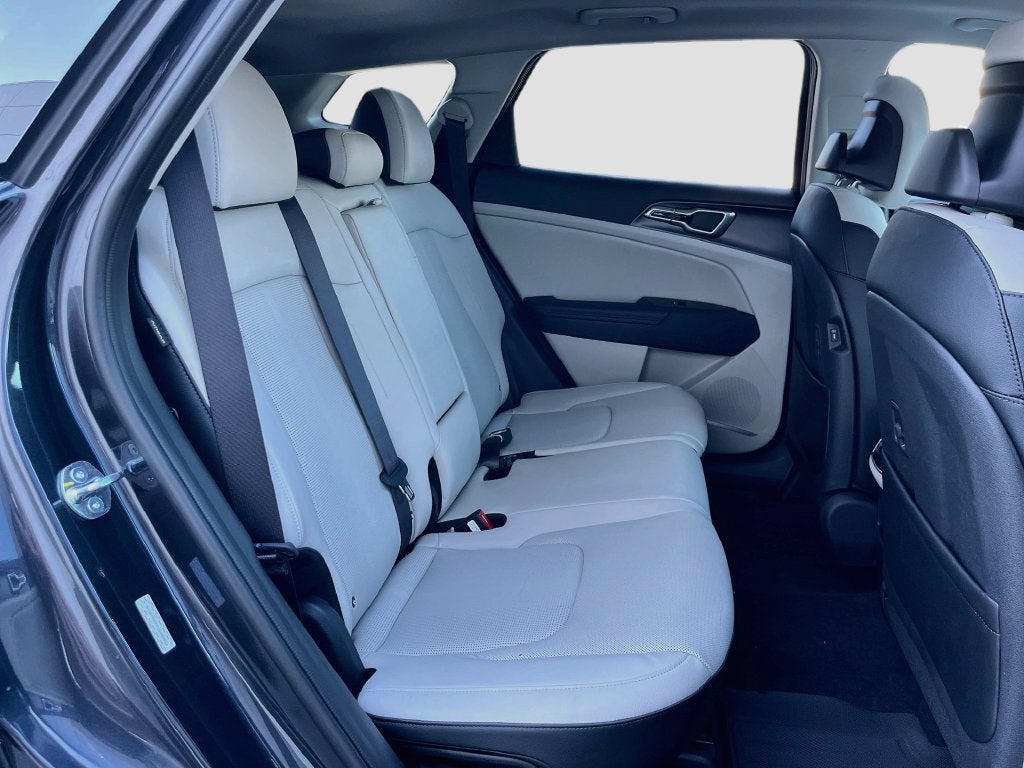 2027 Kia Sportage EX